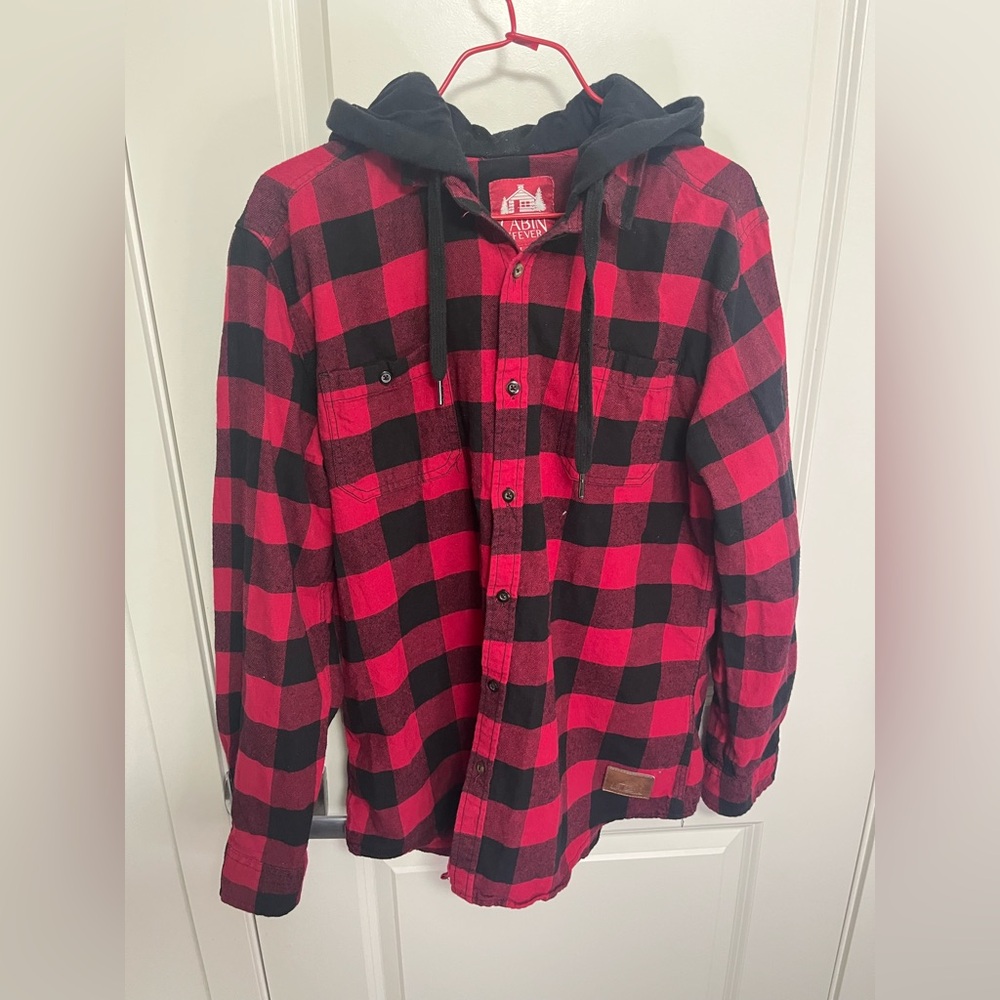 Cabin Fever Men's Red and Black Plaid Hooded Shirt in size L